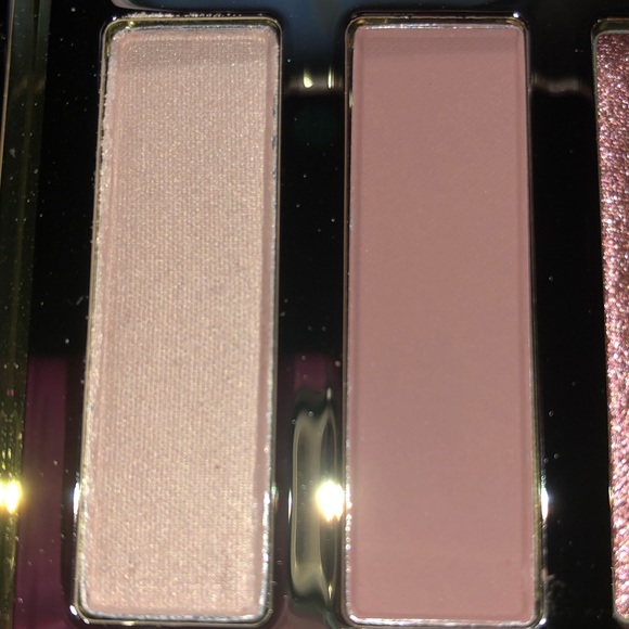 Too Faced Razzle Dazzle Berry Eyeshadow Palette - Picture 6 of 11